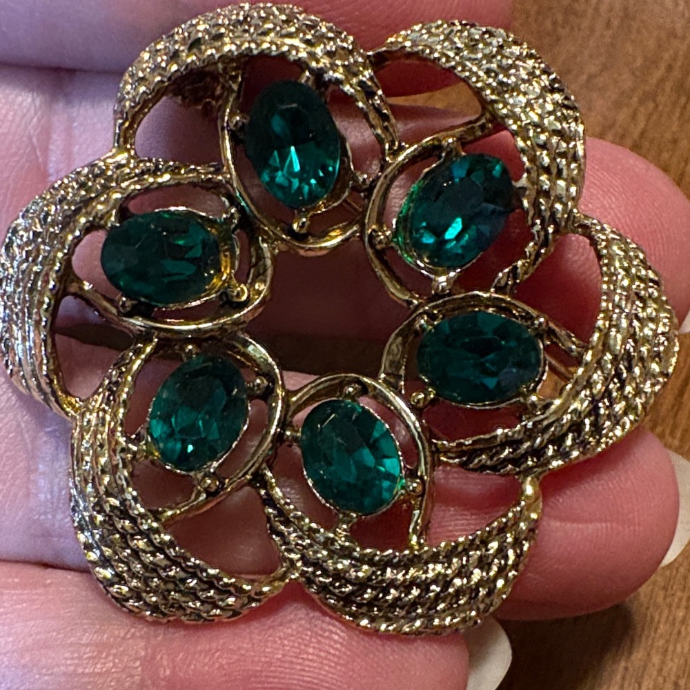 Emerald Green Brooch